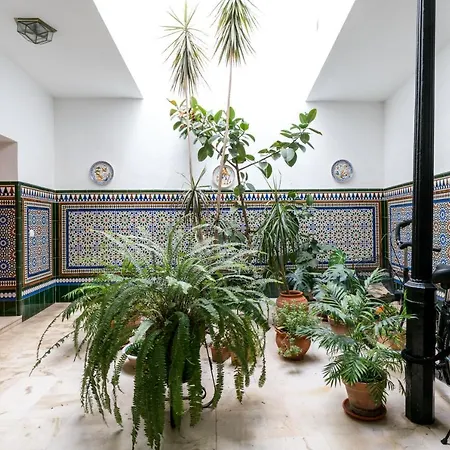 Su Hogar De Lujo En Al Lado Del Gran Poder Sevilla