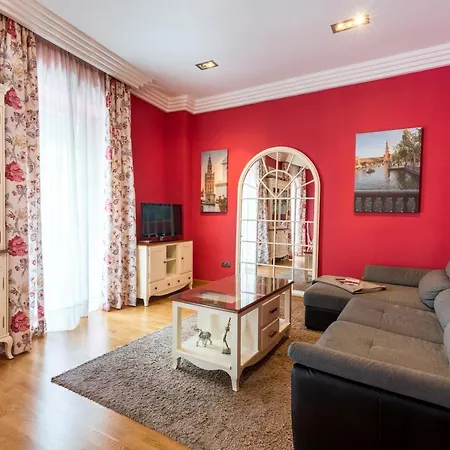 Conde Collection Gran Poder Севилья