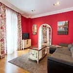 Conde Collection Gran Poder إشبيلية